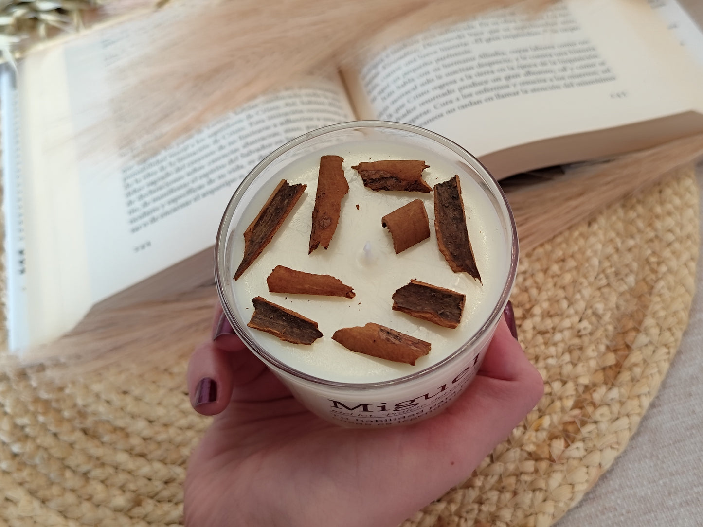 Vela_Decorada_Canela